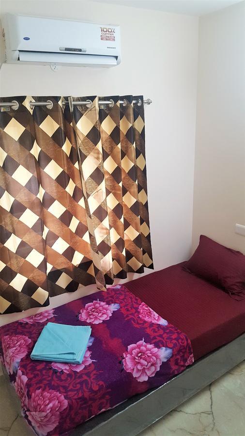 Krish Rooms And Stay Chennai Luaran gambar